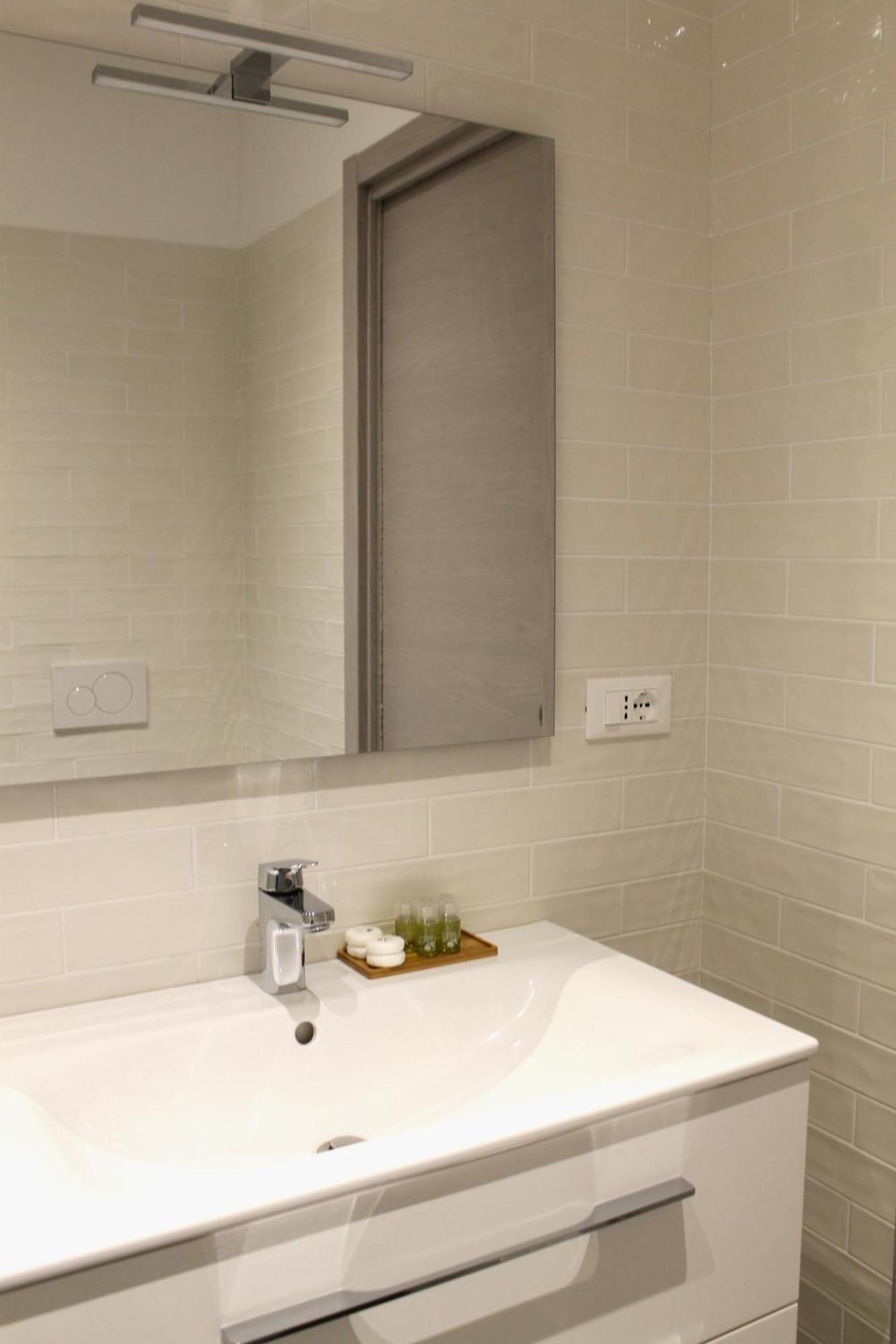 Apartment Miki - Mauro Macchi 91 Milano Dış mekan fotoğraf